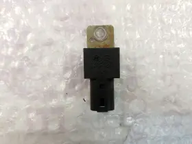 35310-3F500 HYUNDAI Engine Ignition Condenser Relay #2