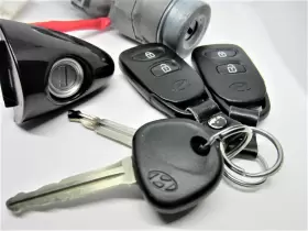 819002SE00 HYUNDAI Ignition Lock Cylinder Switch Set Keys #2