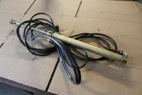 699.JA1V97 JAGUAR Convertible Roof Hydraulic Struts #2