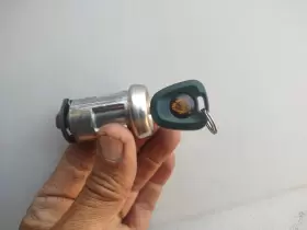 XJ6-XJ12-JLM2145 JAGUAR Ignition Lock Tumbler Cylinder Key