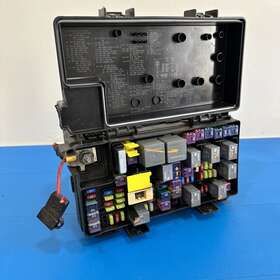 68105502 JEEP Tipm Totally Integrated Power Module 4X4