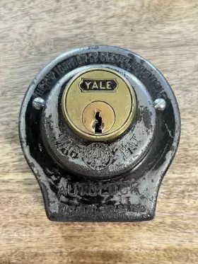 1917 K-W AUTOCLOCK Antique Yale Coil Box Switch Auto Lock