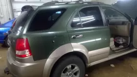 646-10889 KIA Fuse Box Engine Sorento #3