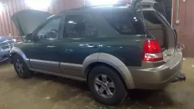 646-10889 KIA Fuse Box Engine Sorento