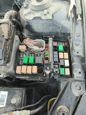 VS912004C070QB KIA Fuse Box Ex Optima