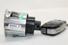 LR011897 LAND ROVER Ignition Switch Push #2