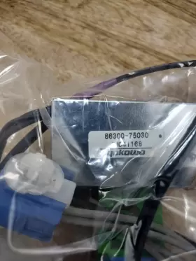 HS250H LEXUS Antenna Amplifier #2