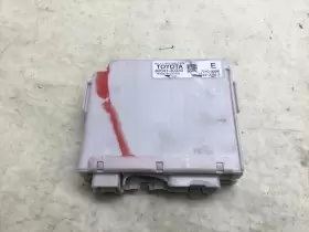 82641-30330 LEXUS Integration Fuse Relay Box Control Module