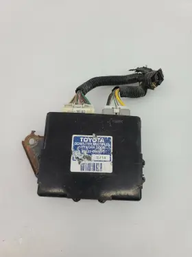 89222-0E020 LEXUS Multiplex Network Door Hatch Control Module