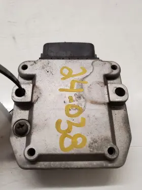 89621-33010 LEXUS Coil Ignitor GS300 I-6 #3