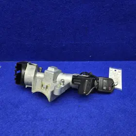 8E33F642 LINCOLN Ignition Switch Lock Cylinder Key Ford Mkx