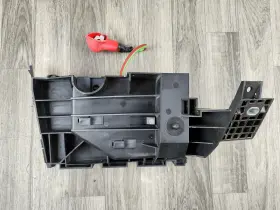 DG9T-14A301-AD LINCOLN Hybrid Engine Fuse Box Mount Bracket