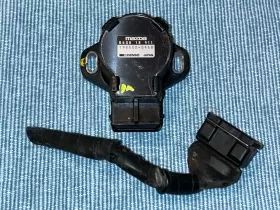 B6S818911 MAZDA Throttle Position Sensor MX-5 MX-3 323 Miata