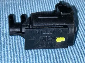 K5T44172 MAZDA Supercharged Vacuum Solenoid Valve Millenia #2