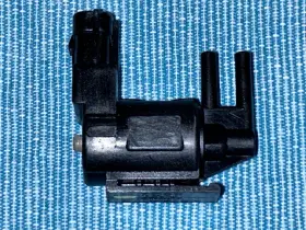 K5T44172 MAZDA Supercharged Vacuum Solenoid Valve Millenia