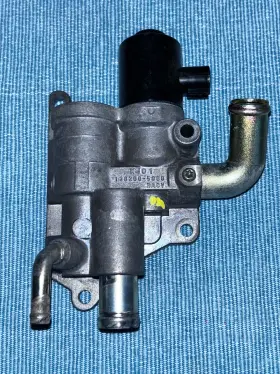 KJ01-20-660 MAZDA Idle Air Control Valve Millenia