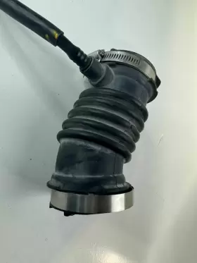 P53N-13-221 MAZDA Air Tube #2
