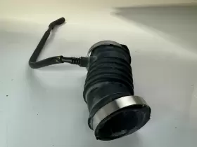 P53N-13-221 MAZDA Air Tube #3