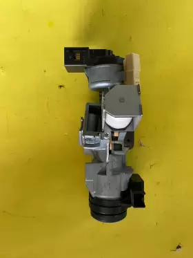 X1T26471A MAZDA Steering Ignition Switch Lock Ut Key #2