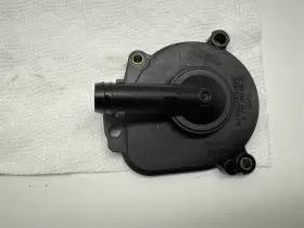 A2720100631 MERCEDES Benz Crank Vent Valve Engine Oil Cover
