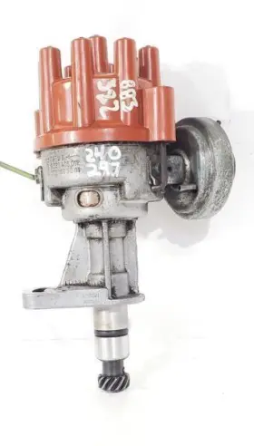 0021582901 MERCEDES Distributor 450SLC
