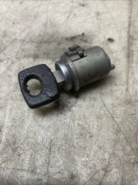 1264620179 MERCEDES Ignition Lock Cylinder Tumbler Key W126 #2