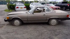 560SL MERCEDES Ignition Switch #2