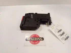 C300 MERCEDES Engine Battery Relay Juction Module