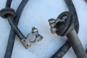 450SL MERCEDES Battery Cables R107 #2