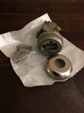 05011040AA MOPAR Town Ignition Switch Chrysler Country