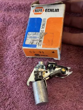 CS91 NAPA / ECHLIN Contact Condenser Nos Ignition Points