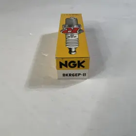 BKR6EP-11 NGK Spark Plug