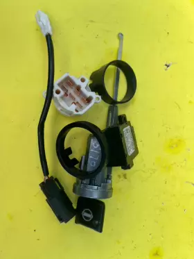 28590C996 NISSAN Ignition Cylinder Key Anti Theft Pats Titan #3