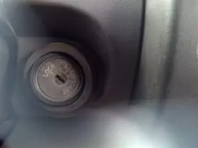 D87005Z00J NISSAN Ignition Switch Xterra