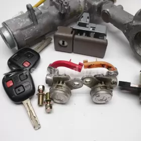 45020-60-12 LEXUS Ignition Switch Lock Cylinder Keys Set #2