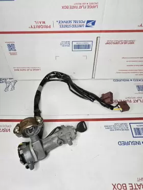 S04-81 OEM HONDA Ignition Switch Key Civic