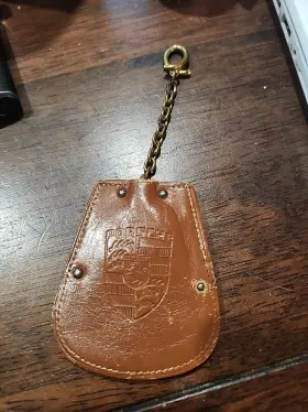 SMC.200.001-TAN PORSCHE Key Pouch Speedster