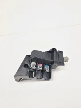 95B937517B PORSCHE Macan Battery Power Terminal Junction Fuse #2