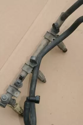 99611093152 PORSCHE Fuel Injection Rail Carrera #3