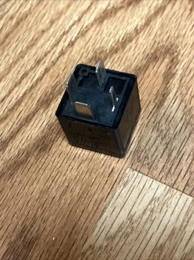 PRC9566 SIEMMENS Land Abs Pump Relay Se Hse Rover #3