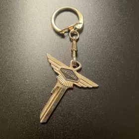 62DG SIGNA-CRAFT Wings Crest Key Blank Fp Jaguar