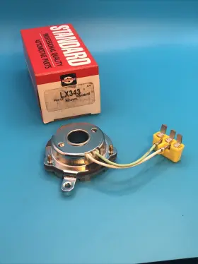 1977331 STANDARD MOTOR PRODUCTS Distributor Coil Pole