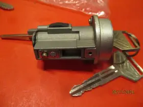 US155L STANDARD MOTOR PRODUCTS Up Ignition Key Cylinder #2