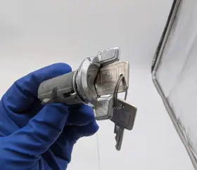 609530 STRATTEC Ignition Lock Gm