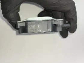 1316-888-00043 SUBARU Grille Shutter Motor Actuator Forester #3