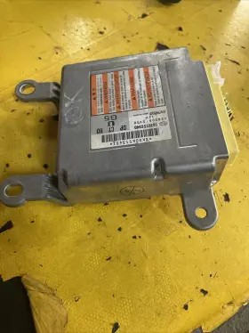 98221SC040 SUBARU Control Module Forester #3