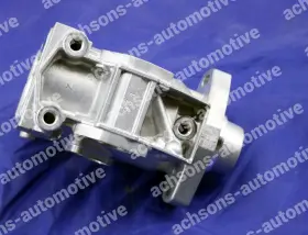 2210117840 TOYOTA Injection Pump Housing