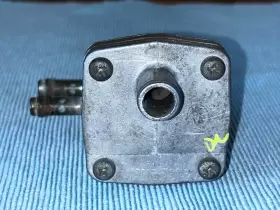 22230-45010 TOYOTA Cressida Air Valve Celica Supra #2
