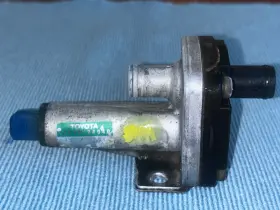 22230-74040 TOYOTA Air Valve Celica Camry