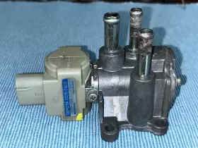 22270-74030 TOYOTA Idle Air Control Valve Camry Celica